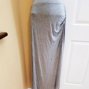 Long skirt with leg slit